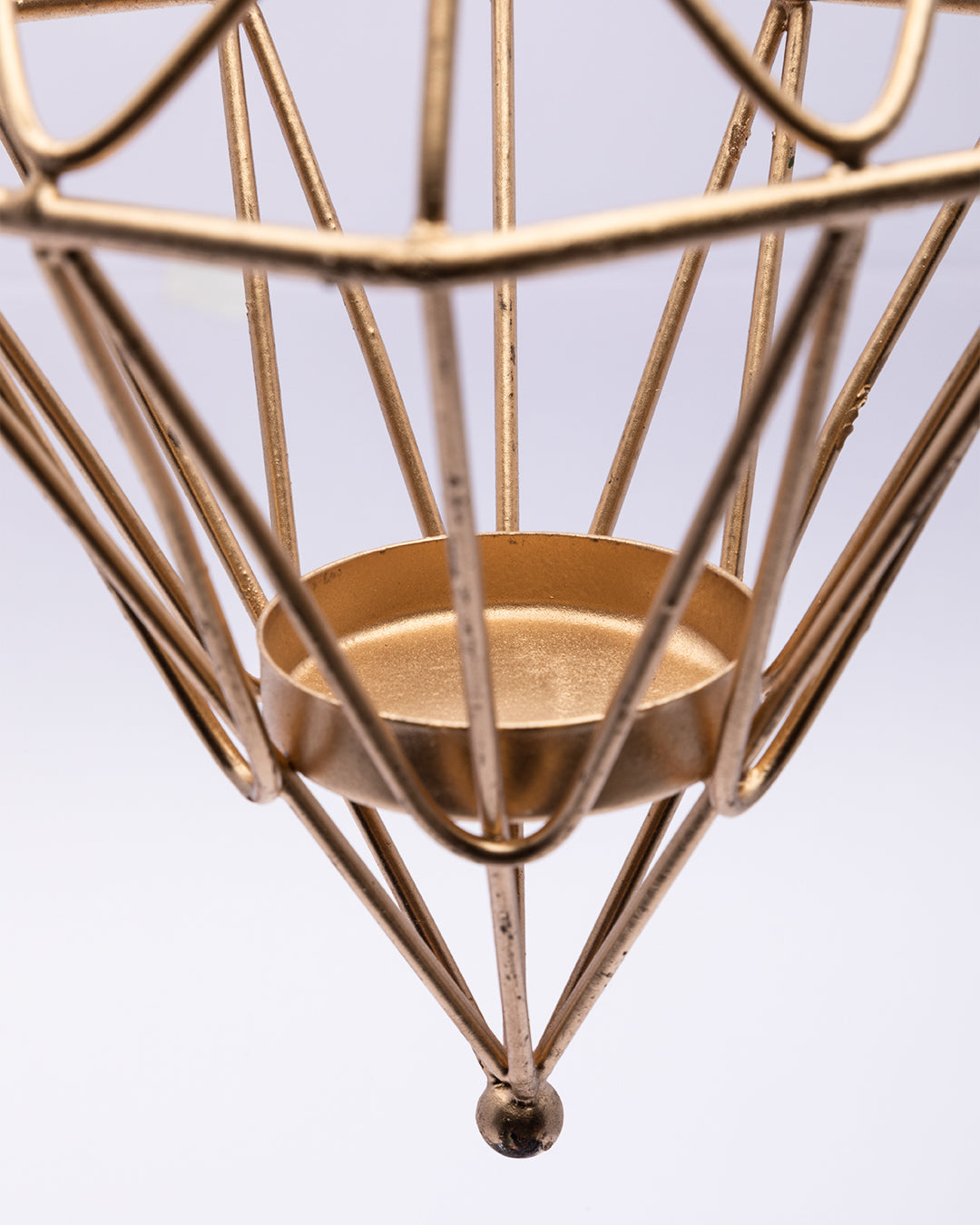 VON CASA Hanging T-Light Candle Holder, Diamond Shape, Gold Finish, Mild Steel