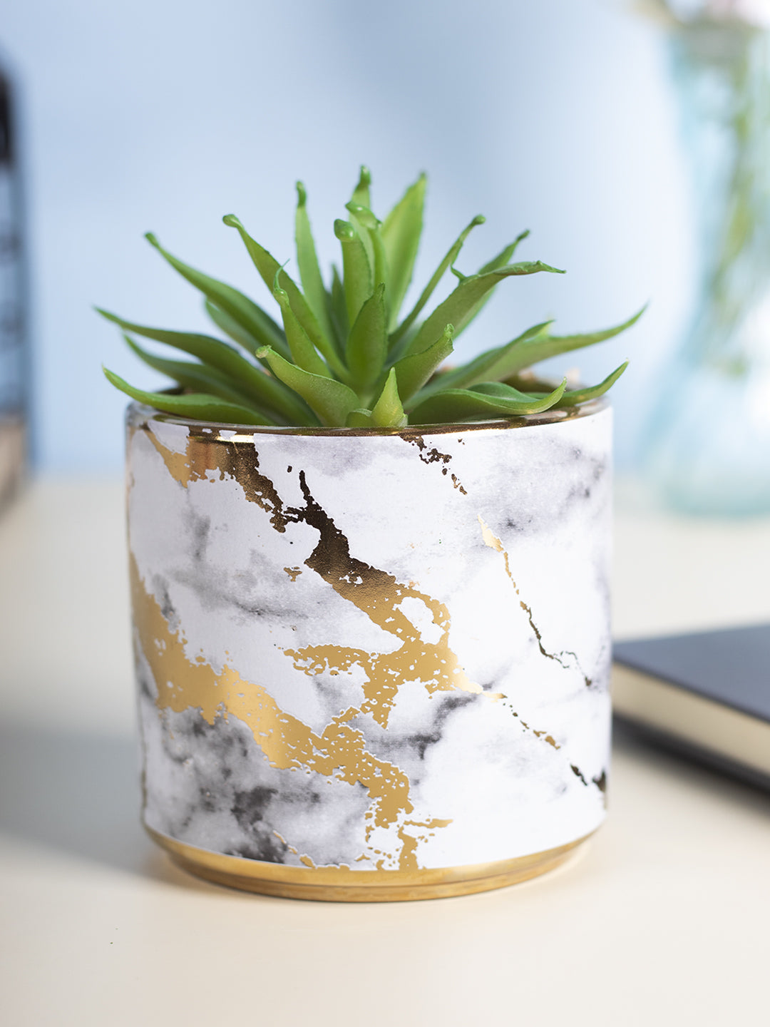 VON CASA Fake Aloevera Desktop Planter