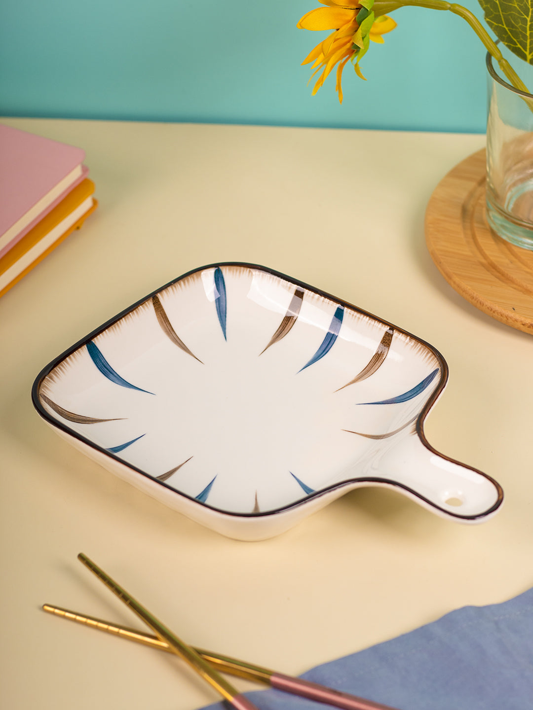 VON CASA Round Ceramic Serveware Dish Plates - Off White