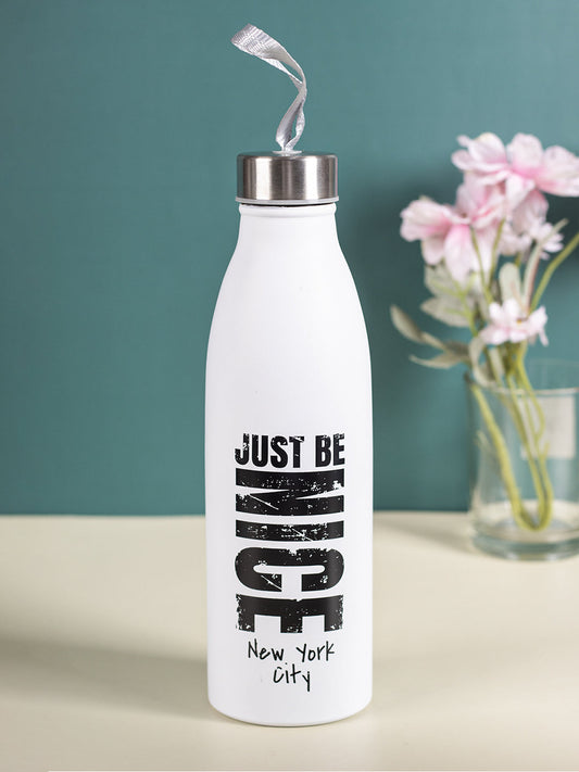 VON CASA 750Ml Stainless Steel Water Bottles With Rope - White