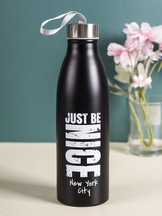 VON CASA 750Ml Stainless Steel Water Bottles With Rope - Black