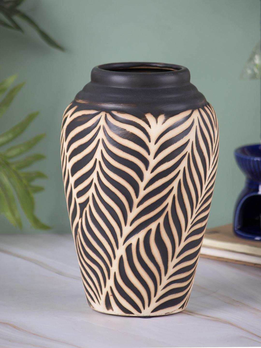 VON CASA Ceramic Black +Grey Cyclendrical Vase - VON CASA