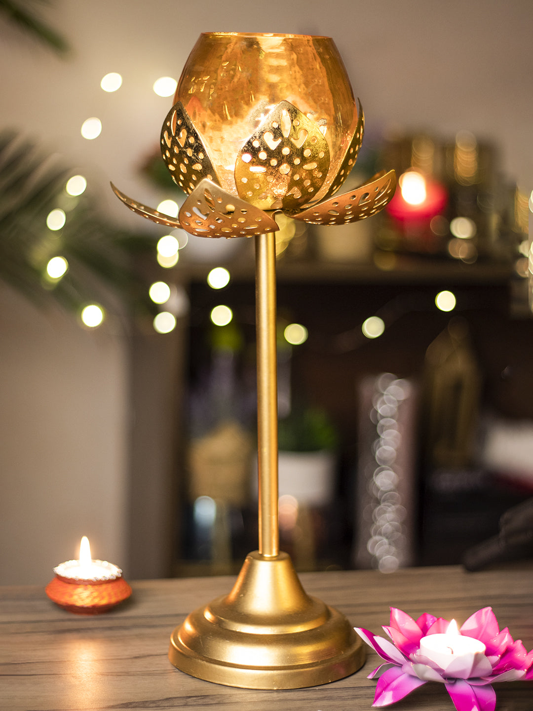 VON CASA Diwali Decoration Item STANDING LOTUS T- LITE HOLDER(S)