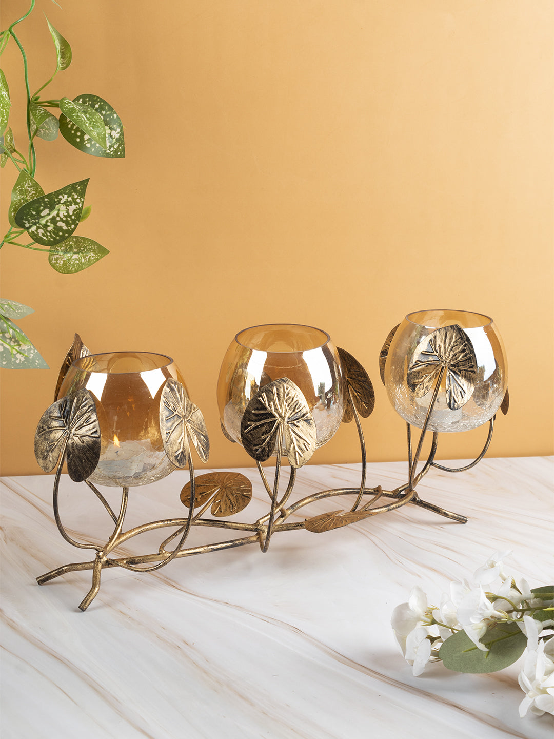 VON CASA Metal Big Leaf Luxurious Design base with 3 Crackle Golden Glass Votive