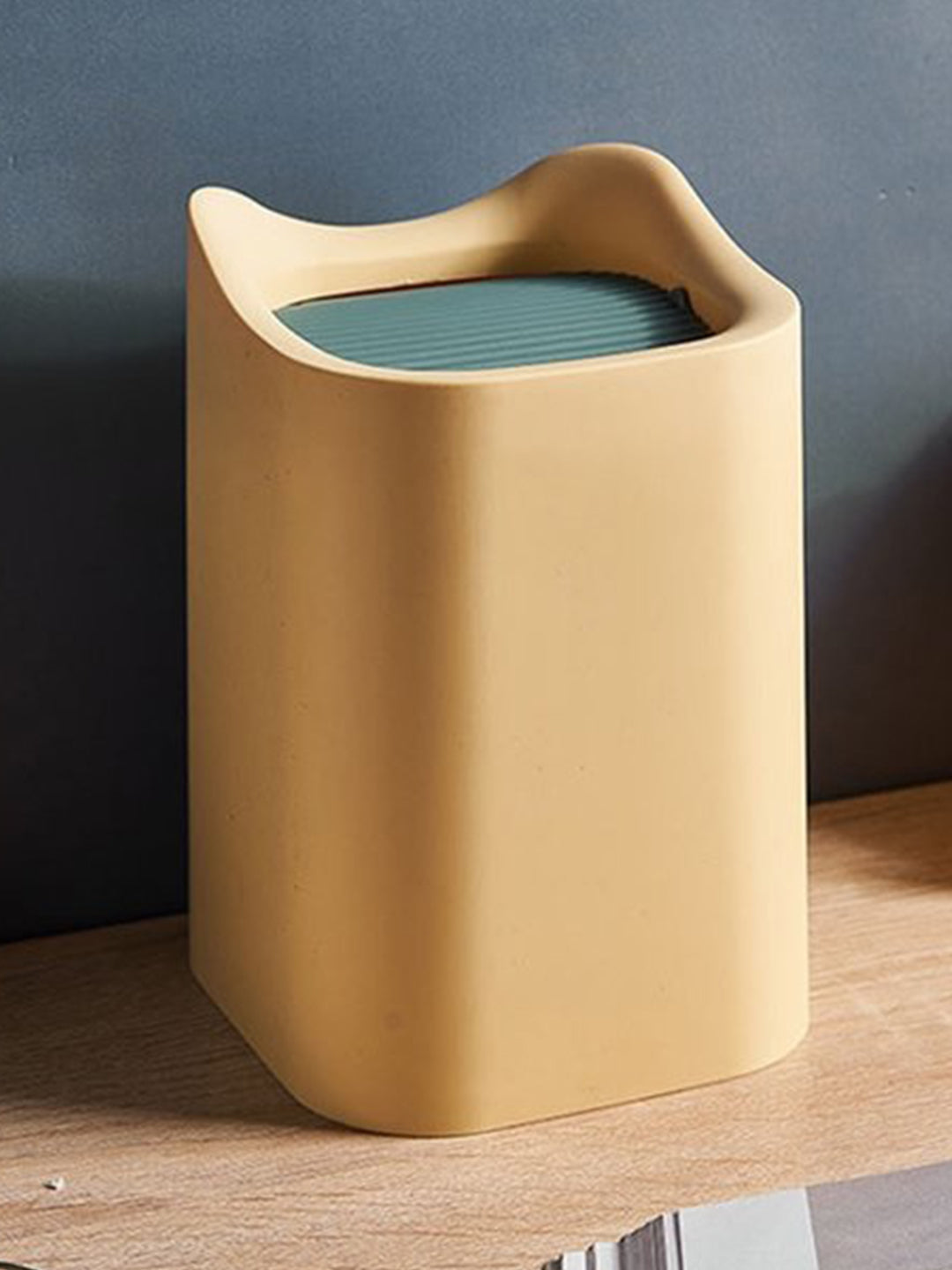 VON CASA Modern Table Dustbin - 1500ml, Yellow