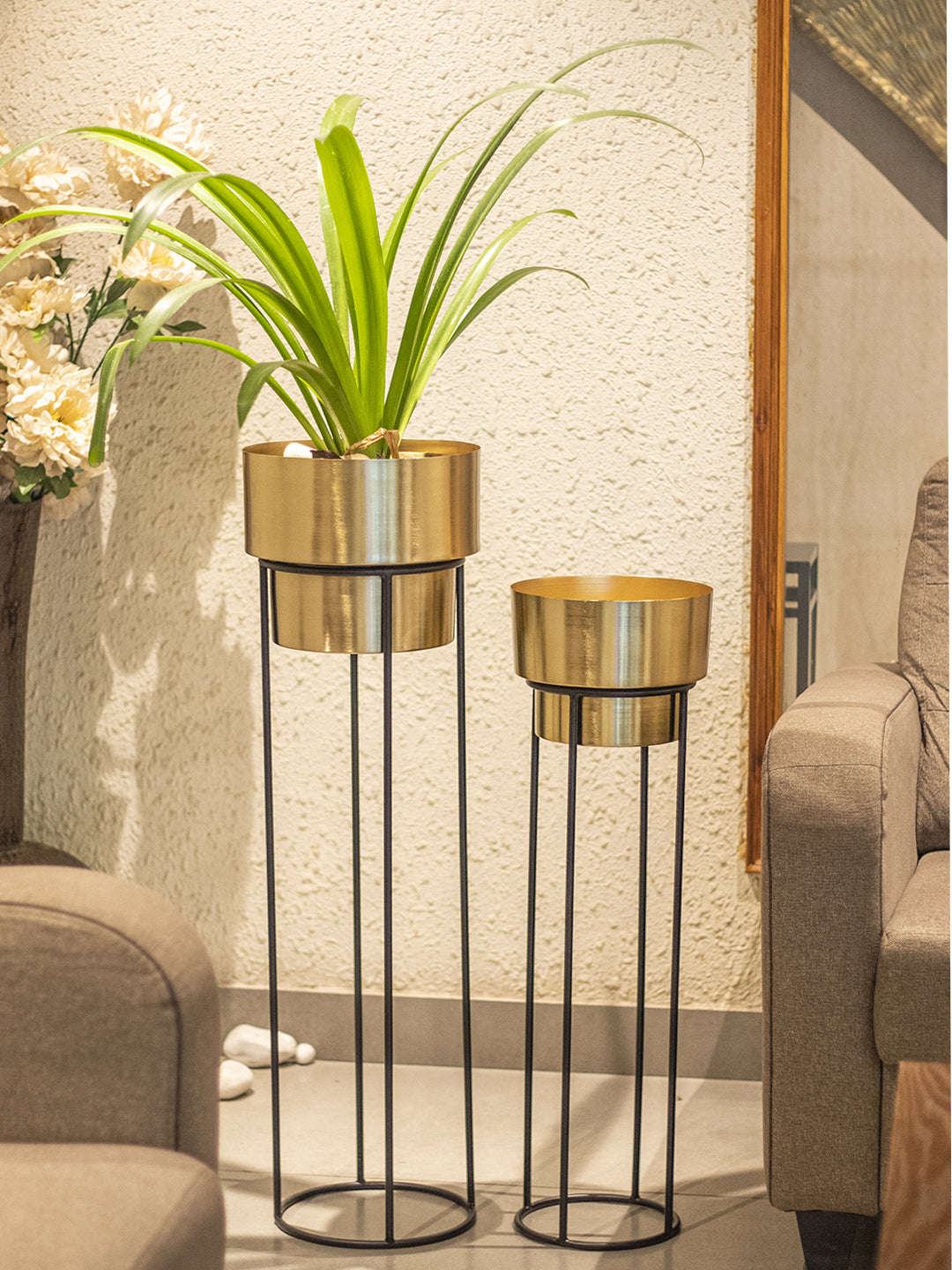 VON CASA Diwali Decoration Item PLANTER STAND LARGE AND SMALL PACK OF 2