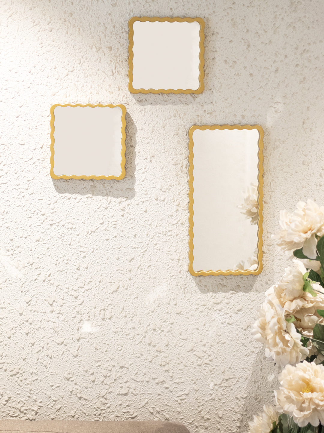 VON CASA Decorative Wall Mirrors For Home Decoration (Set of 3 Mirrors)